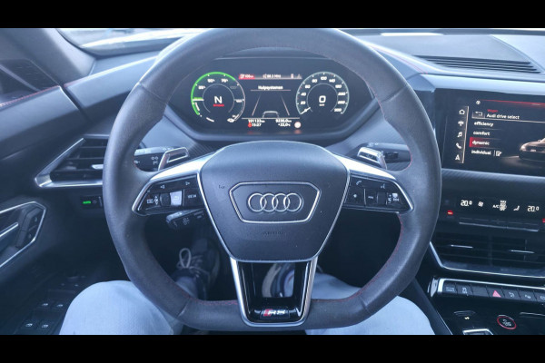 Audi e-tron GT RS 93 kWh | Carbon | B&O 3D | Massage | SOH 91% | HUD | BTW | ACC | 360cam | Stoelkoeling | DriveSelect | Sunroof |