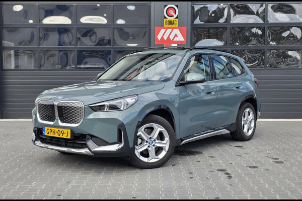 BMW iX1 EDrive20 67 kWh | NAP | 100% SOH | PANO | LEDER | TREKHAAK