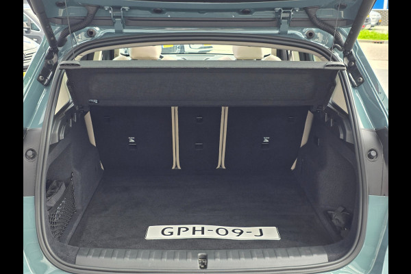 BMW iX1 EDrive20 67 kWh | NAP | 100% SOH | PANO | LEDER | TREKHAAK