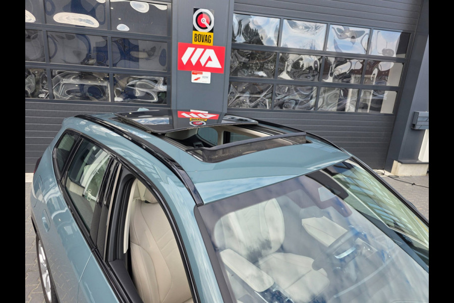 BMW iX1 EDrive20 67 kWh | NAP | 100% SOH | PANO | LEDER | TREKHAAK