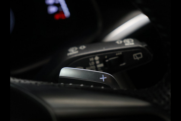Audi A6 Avant 55 TFSI e quattro Competition [MAXTON DESIGN, ADAPTIVE, CARBON, SCHUIFKANTELDAK, APPLE CARPLAY, ANDROID, TREKHAAK, HEAD-UP DISPLAY, DIGITAL DASH, CRUISE CONTROL, STOELVERWARMING, MEMORY SEATS, VOOR + ACHTER CAMERA, SLINE,