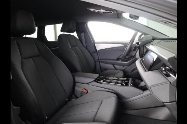 Audi A6 Avant e-tron Advanced edition 83 kWh 286 pk | SOH 92,64%  | Luchtvering | Navigatie | Warmtepomp | Trekhaak (wegklapbaar) | Parkeersensoren (Park assist) | Winterbandenset | Rondomzicht camera | Elektr. voorstoelen | Multimedia scherm passagier | Verlengde garantie