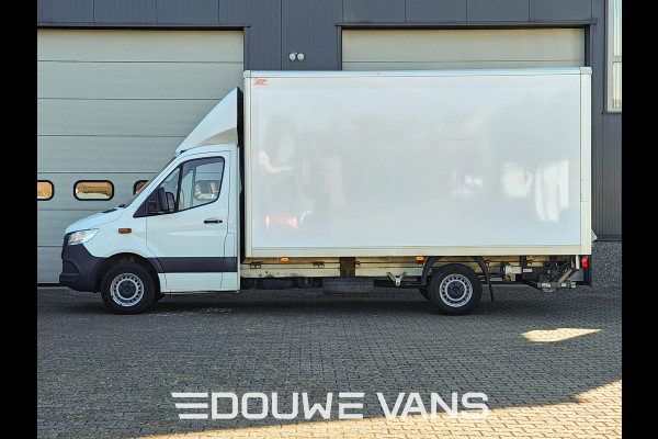 Mercedes-Benz Sprinter 317 170 PK Bakwagen Zijdeur Automaat Airco Leder DAB Laadklep Lat om Lat MBUX