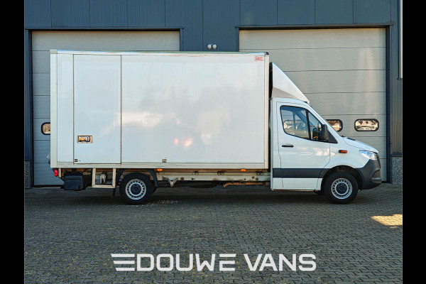 Mercedes-Benz Sprinter 317 170 PK Bakwagen Zijdeur Automaat Airco Leder DAB Laadklep Lat om Lat MBUX