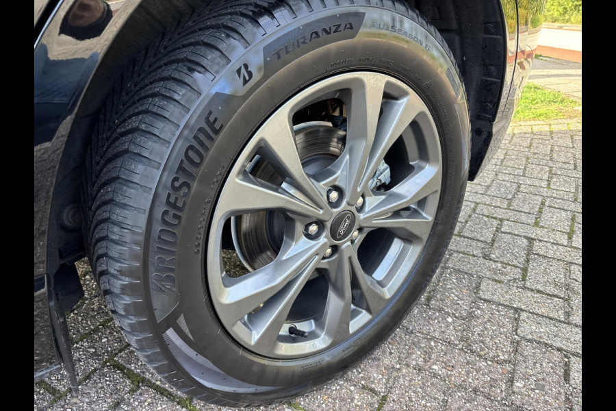 Ford Kuga 2.5 PHEV ST-Line X 225pk Adaptieve Cruise | Winterpack | Dodehoeksensoren | Elektrische Achterklep | Achteruitrijcamera