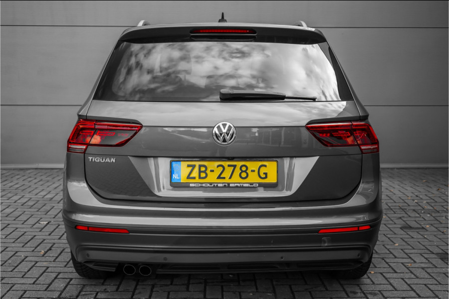 Volkswagen Tiguan 1.5 TSI ACT Comfortline Business Pano ACC Trekhaak