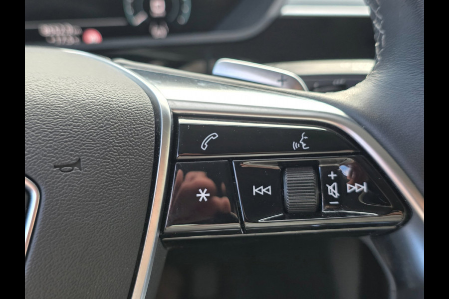Audi Q8 e-tron 55 quattro Advanced Edition 115 kWh | LEDER | STOELVERWARMING | CAMERA