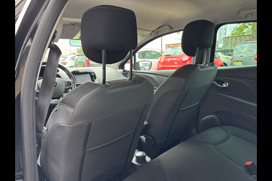 Renault Clio 0.9 TCe Limited | Parkeersensoren | Bluetooth | Keyless | Navi | Cruise