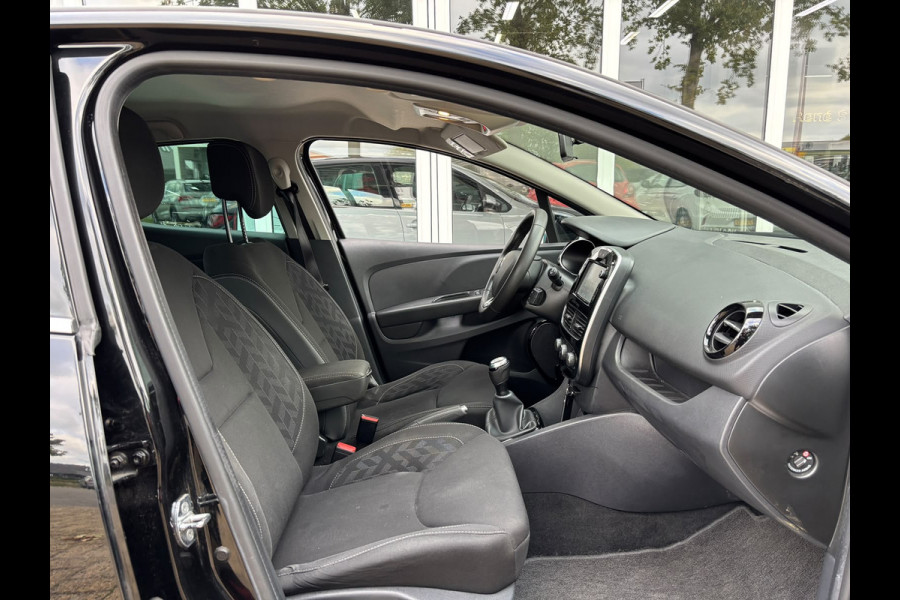 Renault Clio 0.9 TCe Limited | Parkeersensoren | Bluetooth | Keyless | Navi | Cruise
