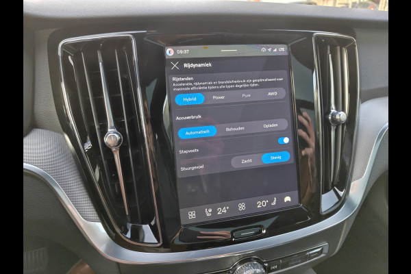 Volvo V60 T8 455PK Plug-in hybrid AWD Plus Dark | BLIS | ACC | Trekhaak | Pano | HUD | H&K | Elektr. Stoelen | 360 Camera |