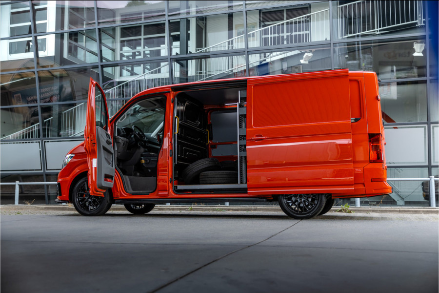MAN TGE 35 2.0 L3H2 DSG | ACC | Standkachel | CarPlay | Navigatie | Camera | MF Stuur | Sortimo | DAB | Stoelverwarming | Nieuwe APK