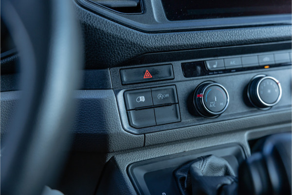 MAN TGE 35 2.0 L3H2 DSG | ACC | Standkachel | CarPlay | Navigatie | Camera | MF Stuur | Sortimo | DAB | Stoelverwarming | Nieuwe APK