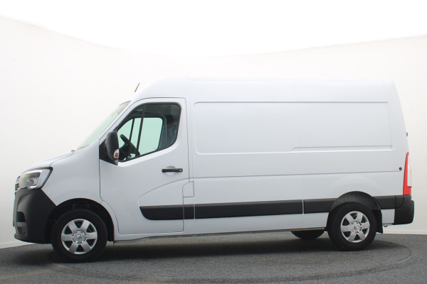 Renault Master T35 2.3 dCi 180 L2H2 3-Zits, Camera, Apple Carplay, Trekhaak, Cruise, PDC