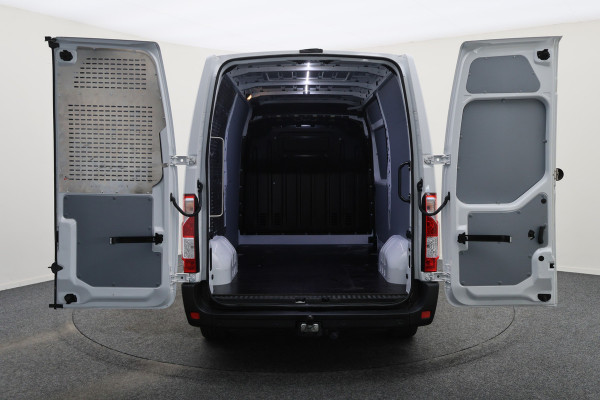Renault Master T35 2.3 dCi 180 L2H2 3-Zits, Camera, Apple Carplay, Trekhaak, Cruise, PDC