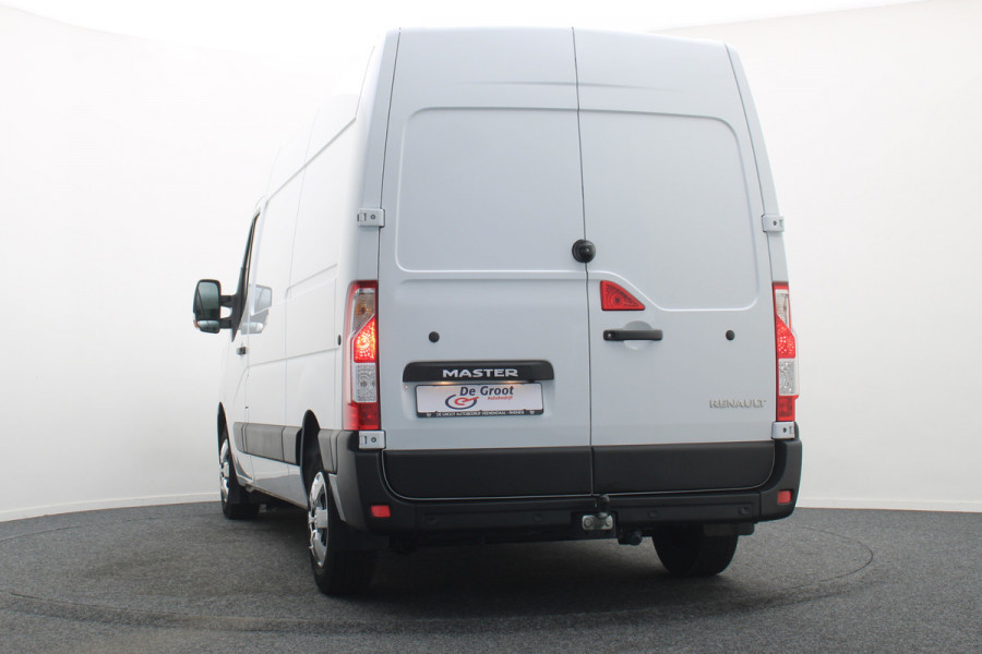 Renault Master T35 2.3 dCi 180 L2H2 3-Zits, Camera, Apple Carplay, Trekhaak, Cruise, PDC