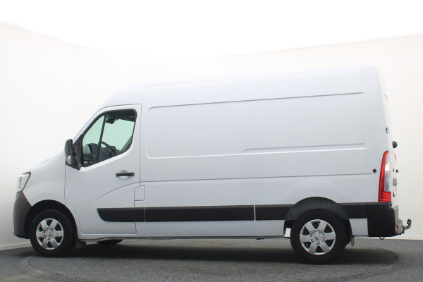 Renault Master T35 2.3 dCi 180 L2H2 3-Zits, Camera, Apple Carplay, Trekhaak, Cruise, PDC
