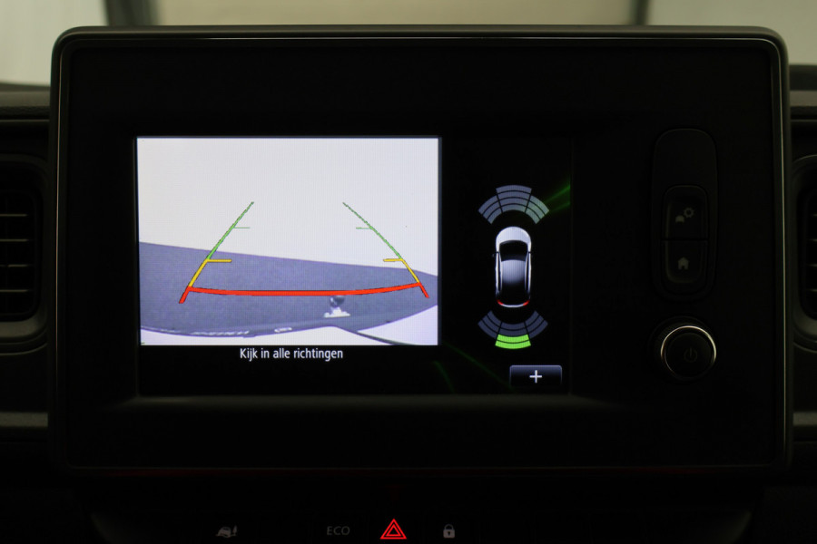 Renault Master T35 2.3 dCi 180 L2H2 3-Zits, Camera, Apple Carplay, Trekhaak, Cruise, PDC