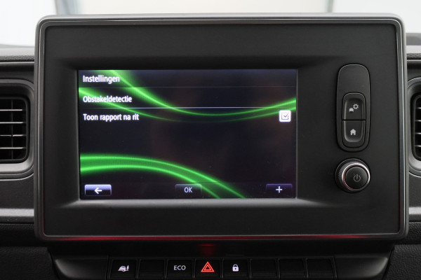 Renault Master T35 2.3 dCi 180 L2H2 3-Zits, Camera, Apple Carplay, Trekhaak, Cruise, PDC