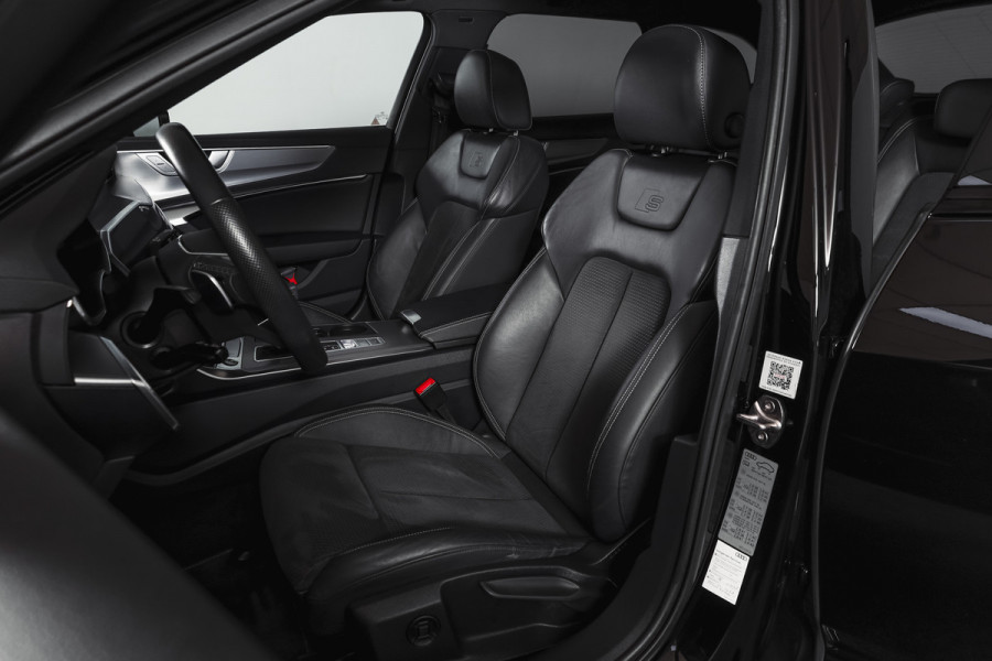 Audi A6 Avant 55 TFSI e quattro S edition Competition | S/K-Panodak | Adapt. Cruise | Stoelverw. | PDC | Camera | NAV + App. Connect | ECC | Elek. Klep | LM 21" |