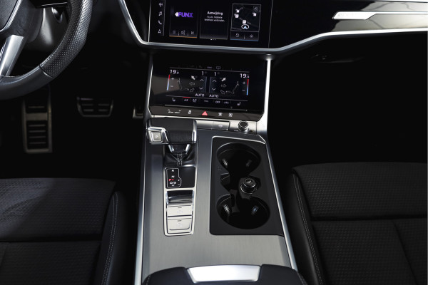 Audi A6 Avant 55 TFSI e quattro S edition Competition | S/K-Panodak | Adapt. Cruise | Stoelverw. | PDC | Camera | NAV + App. Connect | ECC | Elek. Klep | LM 21" |