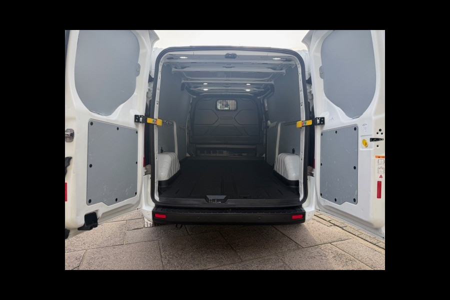 Ford Transit Custom 300 2.0 TDCI L2H1 Trend AIRCO I PDC I 3-ZITS I 1e EIGENAAR I COMPLETE ONDERHOUDSHISTORIE DISTRIBUTIE VERVANGEN