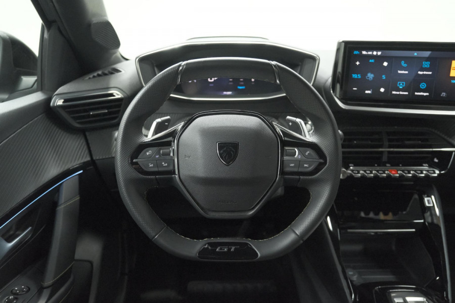 Peugeot 208 1.2 Hybrid 145 e-DCS6 GT | Alcantara Pakket | Camera | Apple Carplay | Stoelverwarming