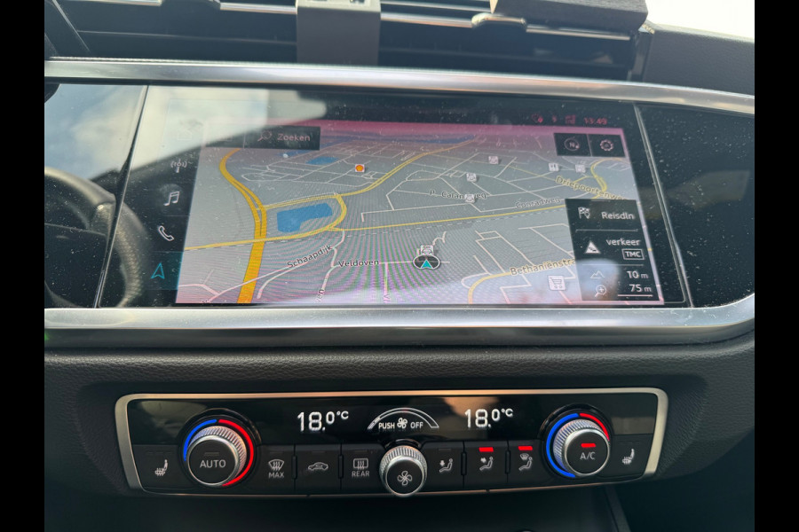 Audi Q3 35 TFSI 2X S Line Pano Matrix Camera Leder Virtual ACC Stoelverw.