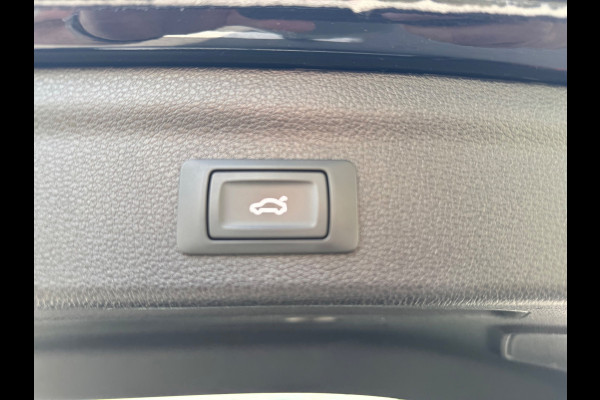 Audi Q3 35 TFSI 2X S Line Pano Matrix Camera Leder Virtual ACC Stoelverw.