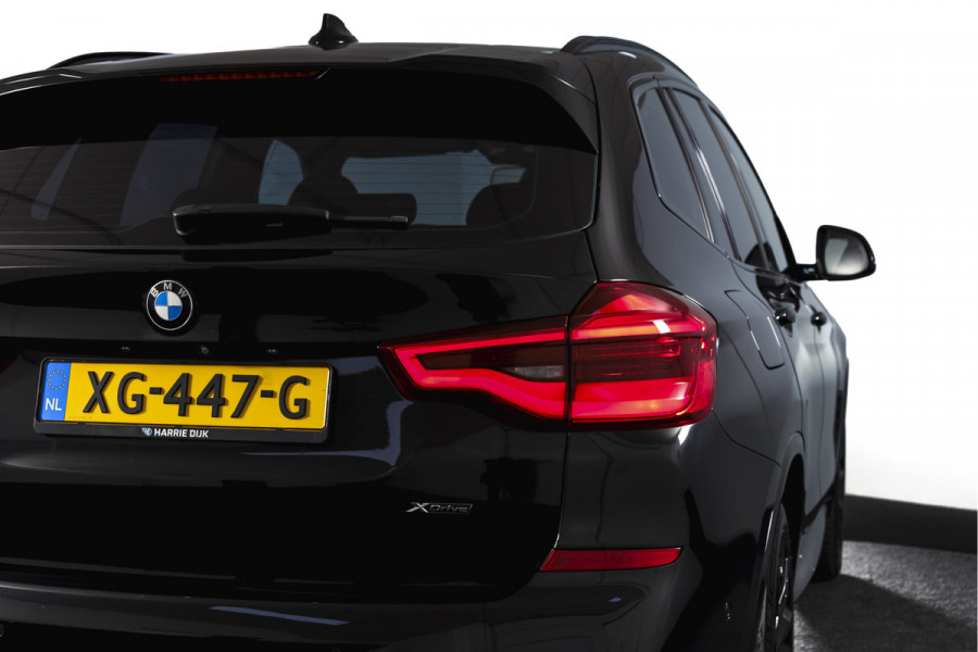BMW X3 xDrive20i 184 PK High Executive Org. NL | M-Sport | Afn. Trekhaak | All season | Cruise | Stoelverw. | PDC | Camera | NAV | ECC | Elek. Klep | LM 20" |