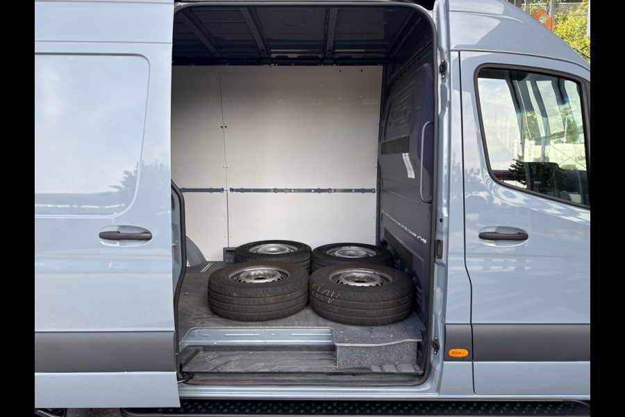 Mercedes-Benz Sprinter 317 1.9 CDI L2H2 RWD | ZB-Edition | Stoelverw. | Standkachel | Camera | Carplay | PDC