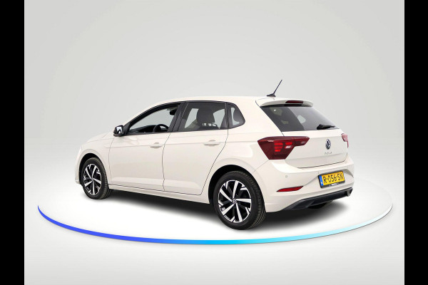 Volkswagen Polo 1.0 TSI Life 95 pk | Navigatie via App | Parkeersensoren | Achteruitrijcamera | Adaptieve cruise control | Stoelverwarming | Lane assist | LED |