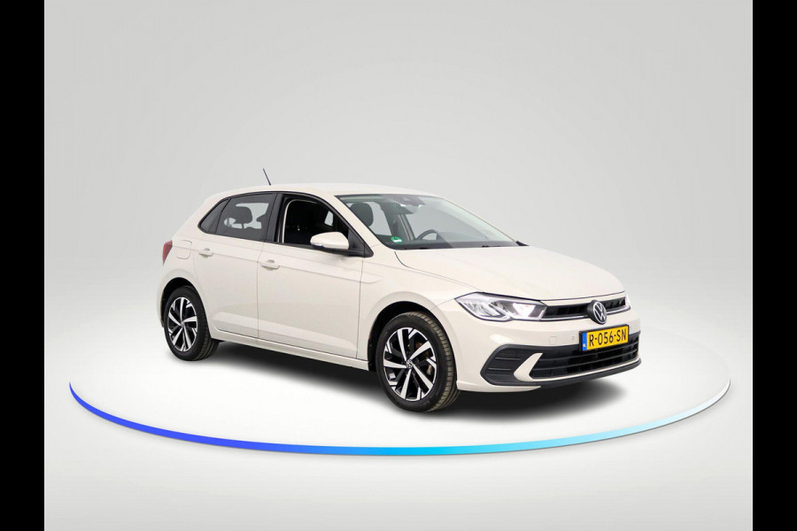 Volkswagen Polo 1.0 TSI Life 95 pk | Navigatie via App | Parkeersensoren | Achteruitrijcamera | Adaptieve cruise control | Stoelverwarming | Lane assist | LED |