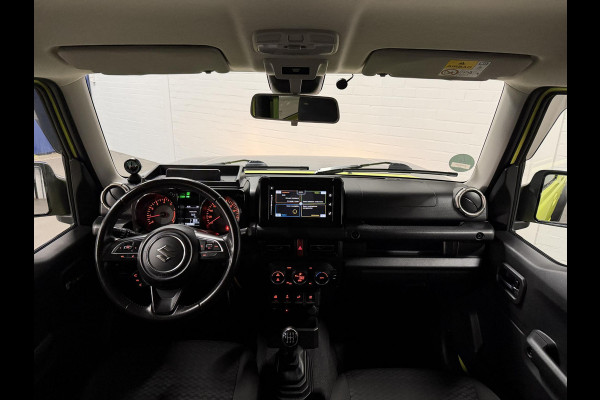 Suzuki Jimny 1.5 Stijl 4 persoons | Trekhaak | Stoelverwarming | Cruise-/climate control | Achteruitrij camera | Carplay