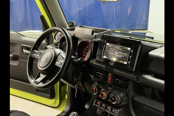 Suzuki Jimny 1.5 Stijl 4 persoons | Trekhaak | Stoelverwarming | Cruise-/climate control | Achteruitrij camera | Carplay