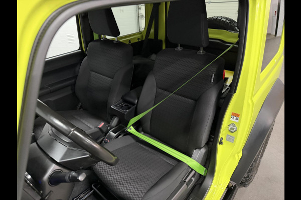 Suzuki Jimny 1.5 Stijl 4 persoons | Trekhaak | Stoelverwarming | Cruise-/climate control | Achteruitrij camera | Carplay