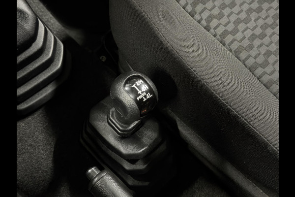 Suzuki Jimny 1.5 Stijl 4 persoons | Trekhaak | Stoelverwarming | Cruise-/climate control | Achteruitrij camera | Carplay