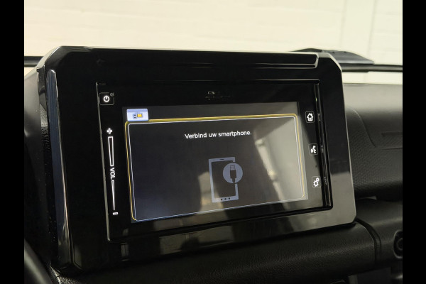 Suzuki Jimny 1.5 Stijl 4 persoons | Trekhaak | Stoelverwarming | Cruise-/climate control | Achteruitrij camera | Carplay
