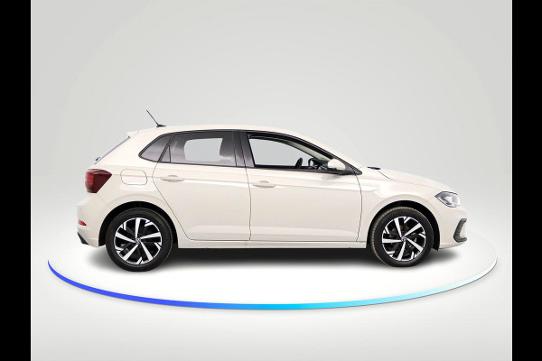Volkswagen Polo 1.0 TSI Life 95 pk | Navigatie via App | Parkeersensoren | Achteruitrijcamera | Adaptieve cruise control | Stoelverwarming | Lane assist | LED |