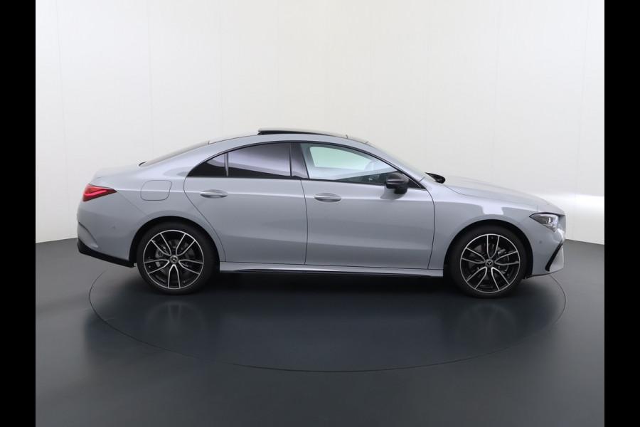 Mercedes-Benz CLA-Klasse CLA 250 e AMG line | Panorama Multibeam HUD Keyless Dodehoek