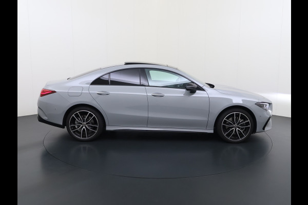 Mercedes-Benz CLA-Klasse CLA 250 e AMG line | Panorama Multibeam HUD Keyless Dodehoek