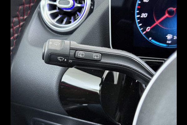 Mercedes-Benz GLA GLA 250 4MATIC AMG Line | Trekhaak Panorama Dodehoek Sfeerverlichting