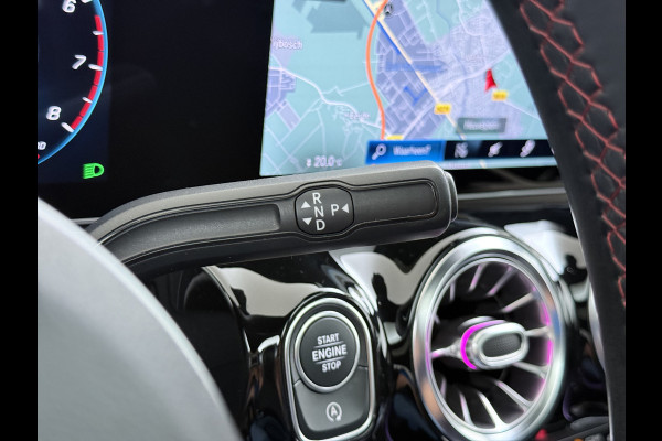 Mercedes-Benz GLA GLA 250 4MATIC AMG Line | Trekhaak Panorama Dodehoek Sfeerverlichting