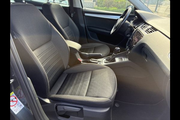 Škoda Octavia Combi 1.5 TSI DSG Greentech Ambition Business Automaat