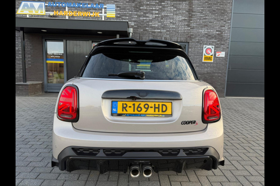 MINI 5-deurs 2.0 Cooper S Rockingham GT Edition | 1E EIGENAAR | 3/6/12MND GARANTIE | AUTOMAAT | LED | PANO | CRUISE | DAB | HEAD-UP | STOELVERWM. |