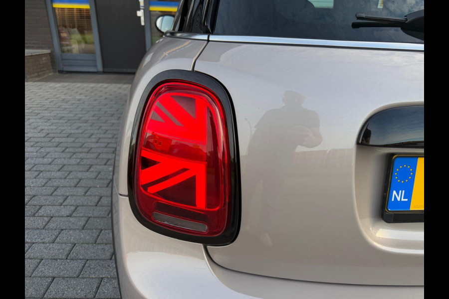 MINI 5-deurs 2.0 Cooper S Rockingham GT Edition | 1E EIGENAAR | 3/6/12MND GARANTIE | AUTOMAAT | LED | PANO | CRUISE | DAB | HEAD-UP | STOELVERWM. |