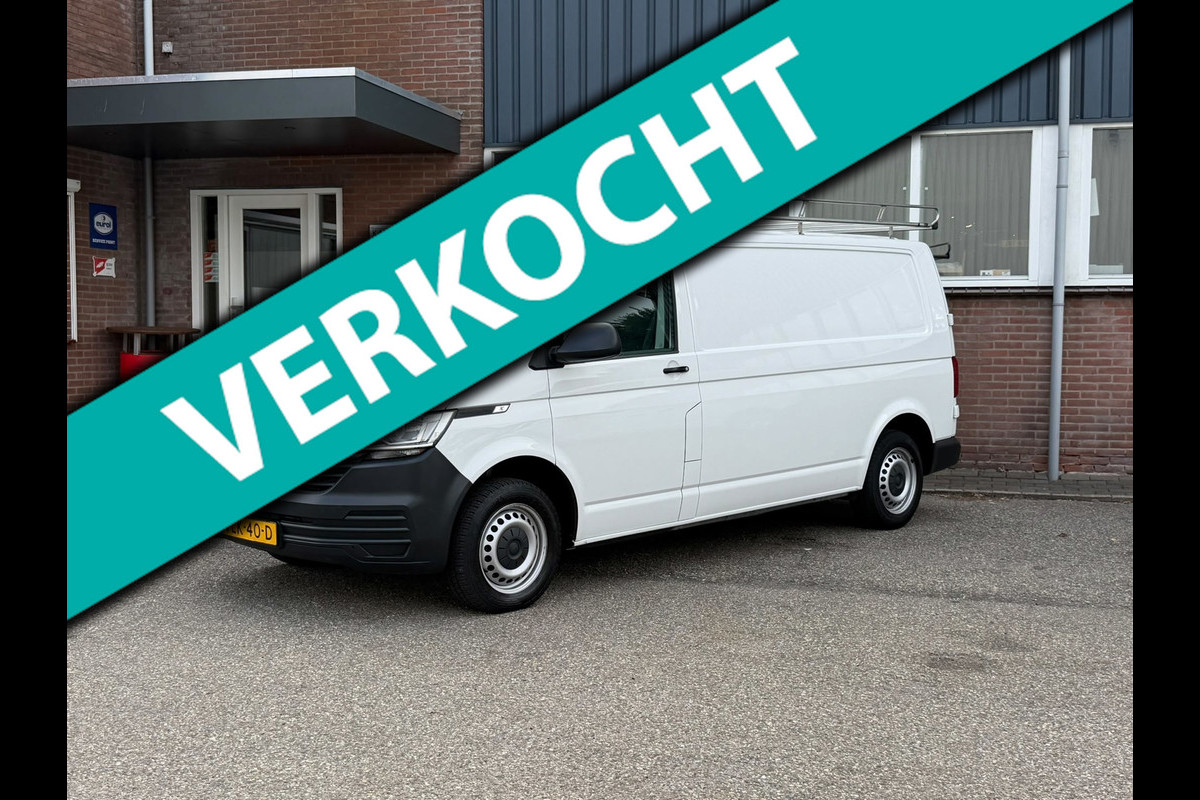 Volkswagen Transporter 2.0 TDI L2H1 Trekhaak / App connect / Imperiaal / cruise