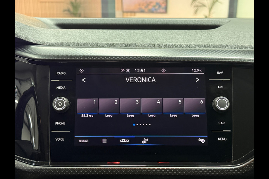 Volkswagen T-Cross Automaat | Ascot Grey | ACC | Camera | Virtual Cockpit 110PK