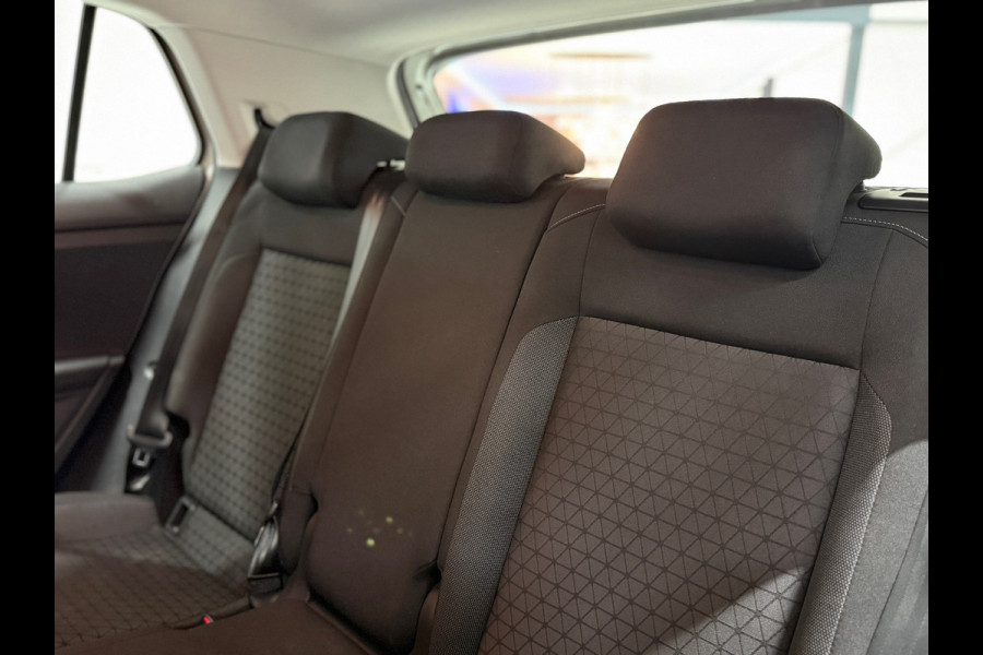 Volkswagen T-Cross Automaat | Ascot Grey | ACC | Camera | Virtual Cockpit 110PK
