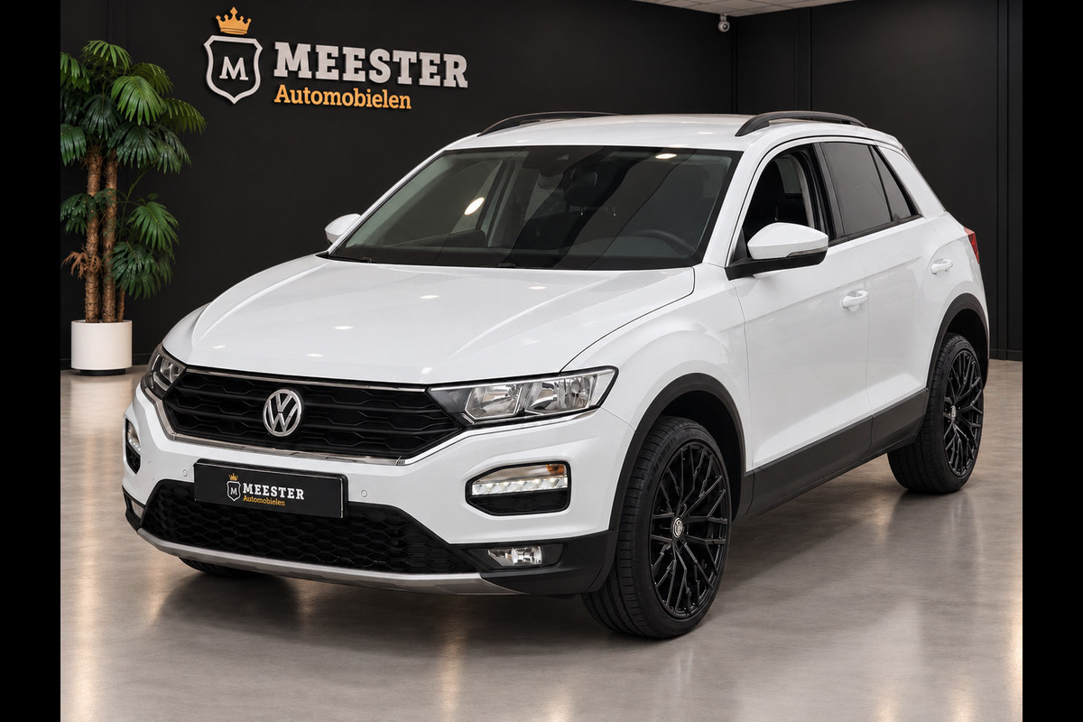 Volkswagen T-Roc 1.5 TSI Style |STUUR/STOELVERW.|ACC|CAMERA