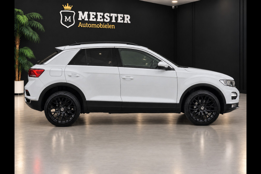 Volkswagen T-Roc 1.5 TSI Style |STUUR/STOELVERW.|ACC|CAMERA